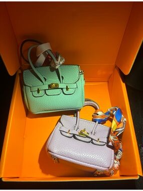 Designer-Style Mint Green Mini Tote Bag Charm with Gold Hardware